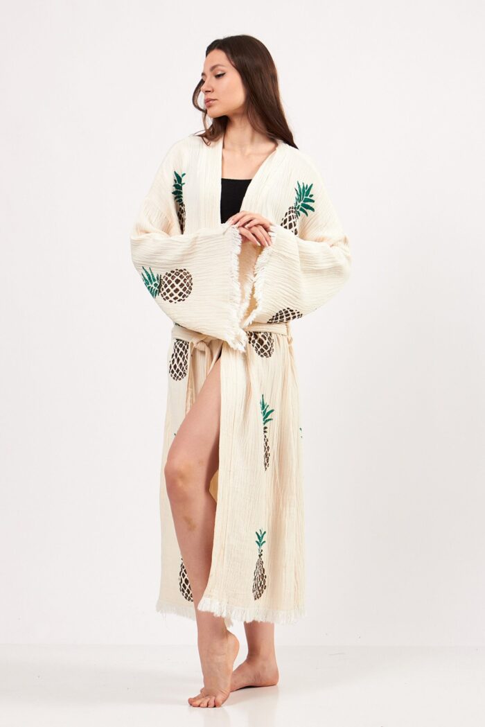 كيمونو قطن مطبوع بنقشة الأناناس بنقشة حجرية كيمونو قطن مطبوع بنقشة الأناناس بنقشة حجرية